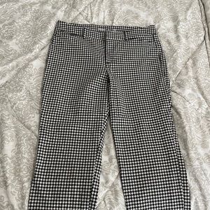 Old Navy. High-rise pixie pants